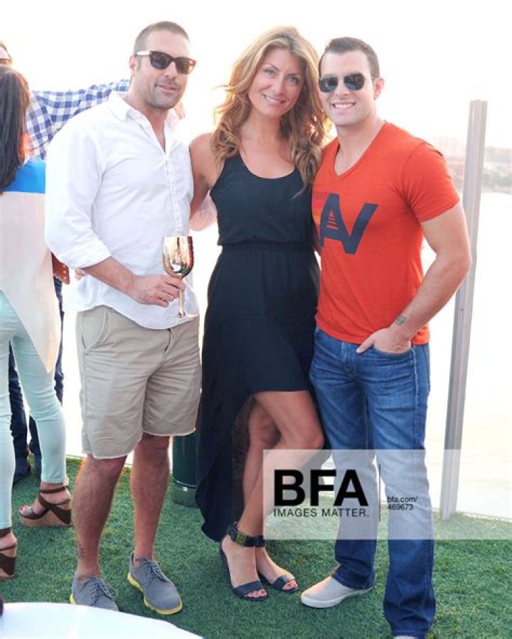 Is Genevieve Gorder Married? Know her Husband, Net Worth, Boyfriend, Children, Wiki