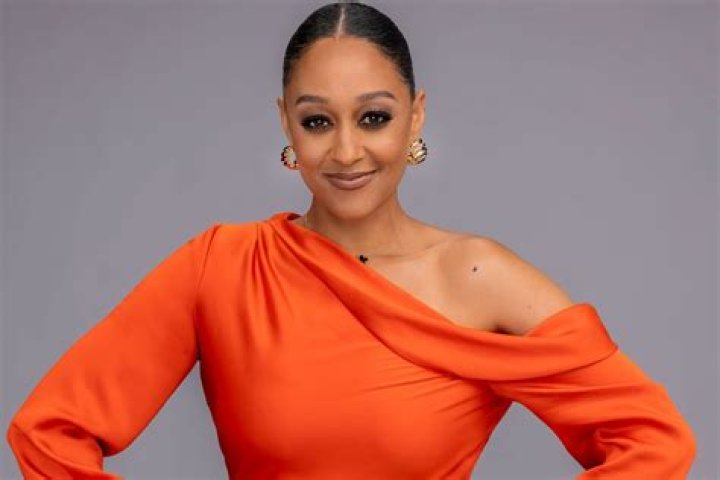 Tia Mowry